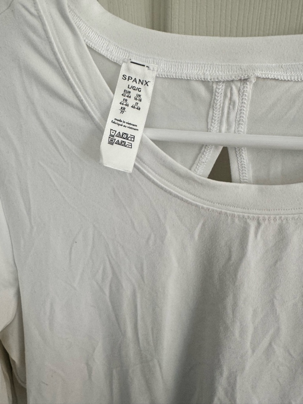 Spanx Butter Soft Wrap Back T-Shirt white size Large - Picture 5 of 12